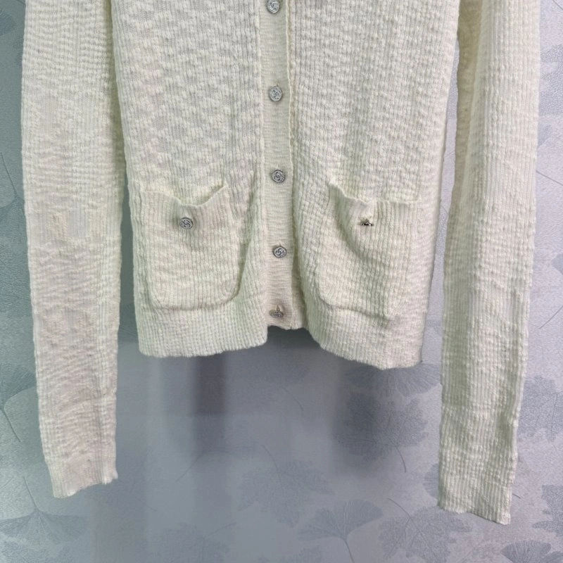Classic Chanel Sweaters 110379