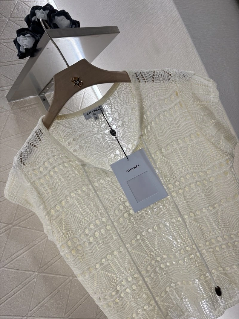 Chanel Sweaters Sporty 110364