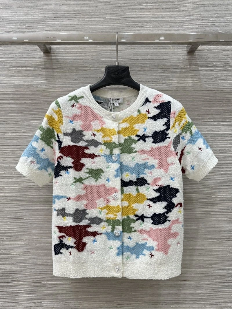 Functional Chanel Sweaters 110363