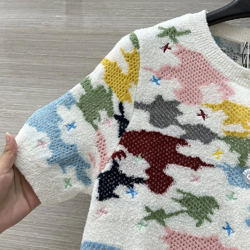 Functional Chanel Sweaters 110363