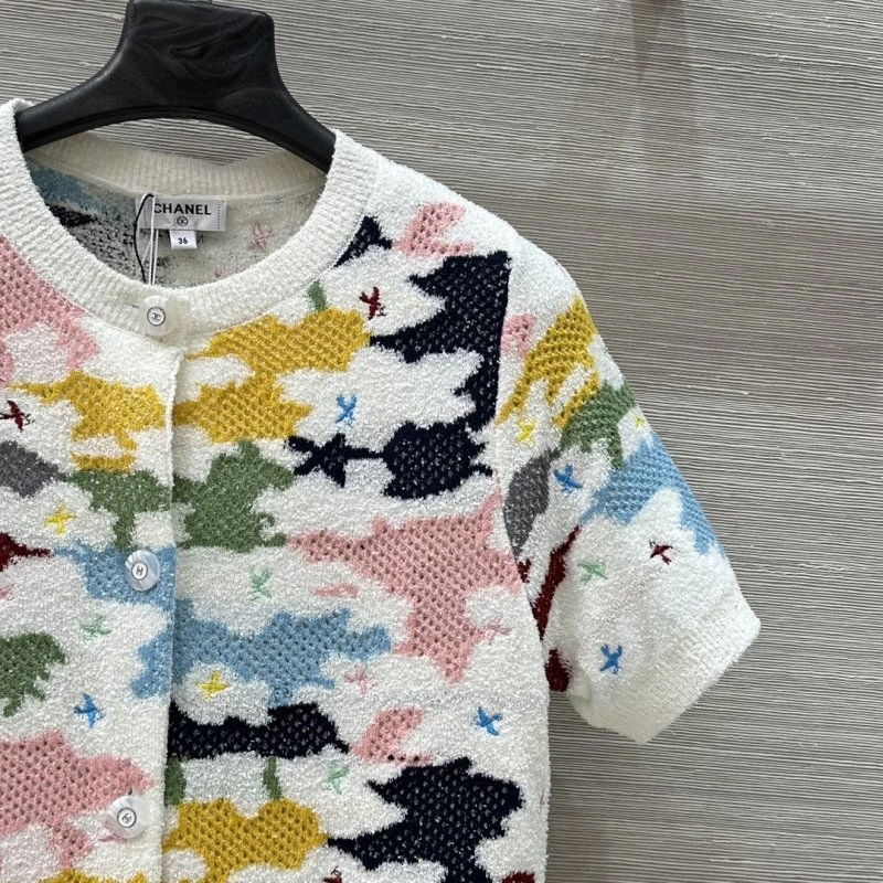 Functional Chanel Sweaters 110363