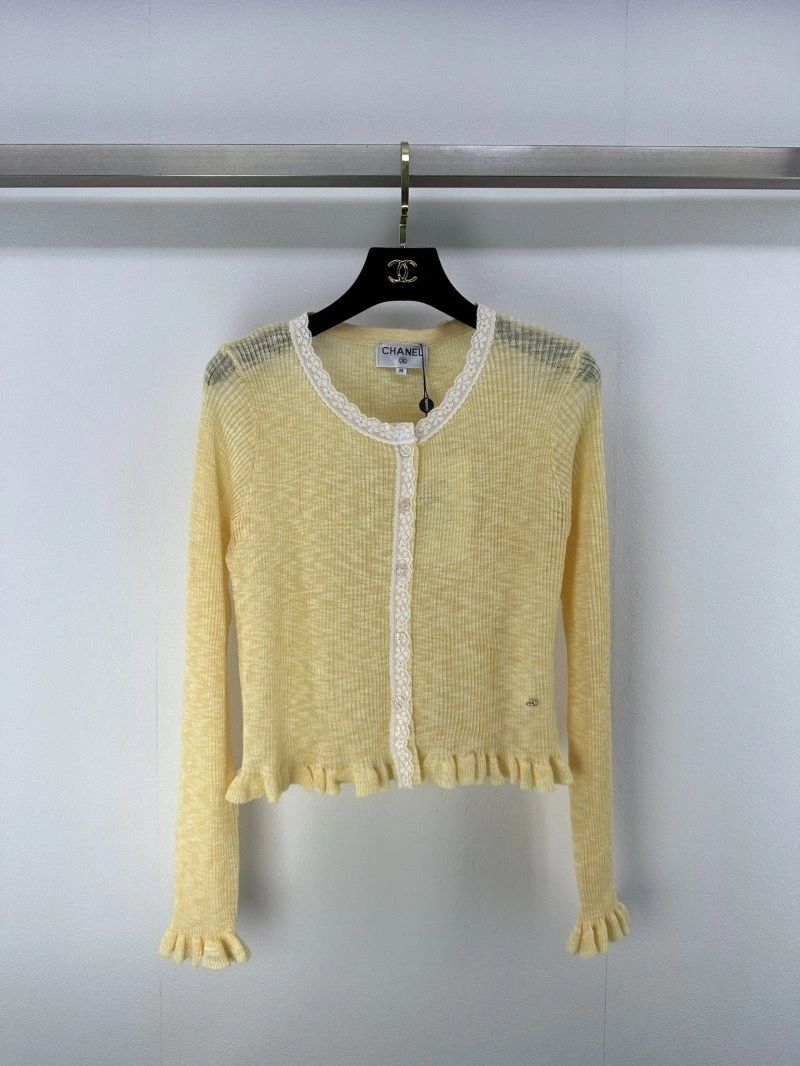 Chic Chanel Sweaters 108048