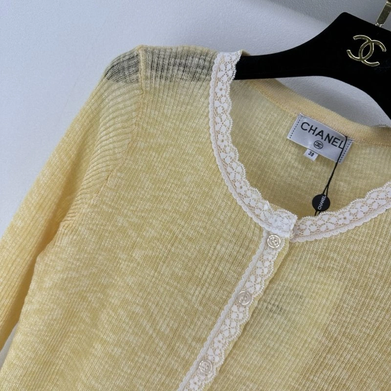 Chic Chanel Sweaters 108048