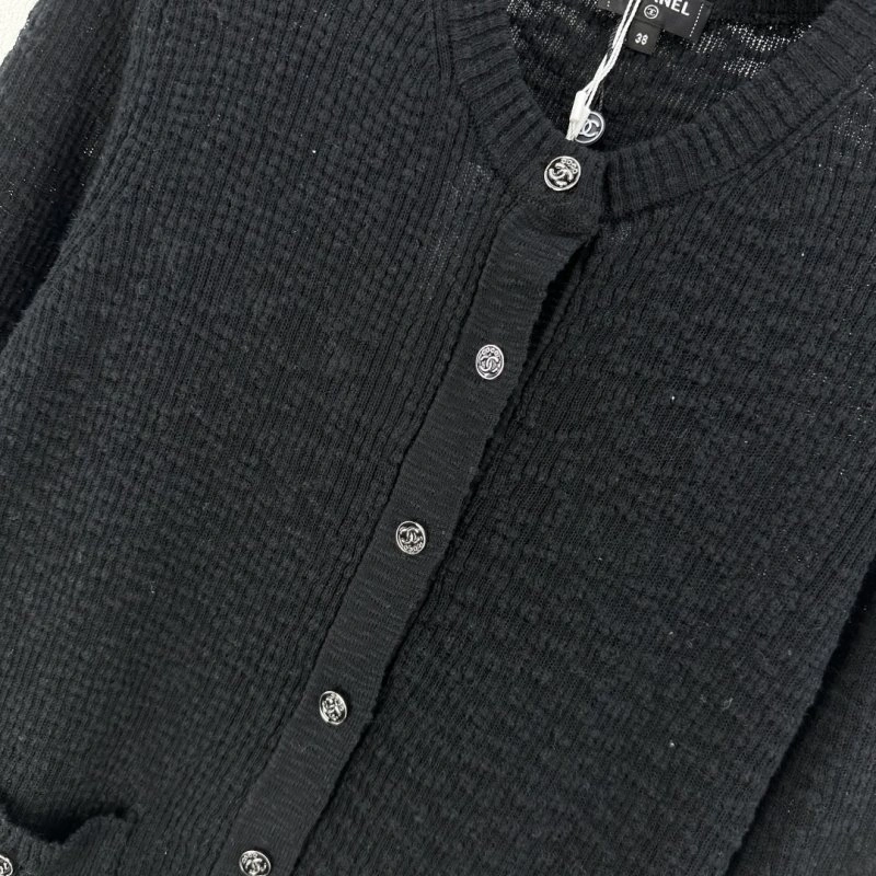 SunProtective Chanel Sweaters 108037