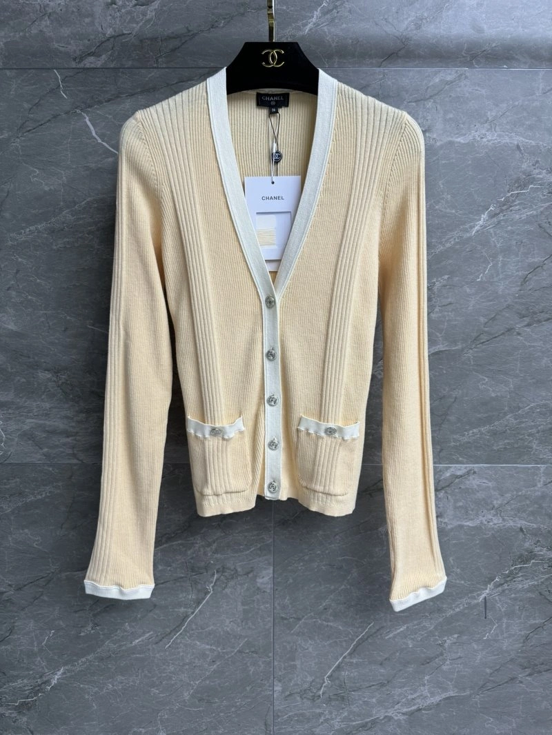 MultiPurpose Chanel Sweaters 108017