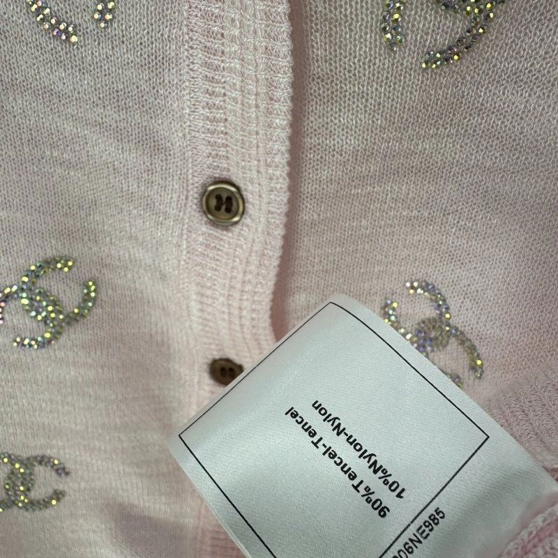 ModernLook Chanel Sweaters 108015