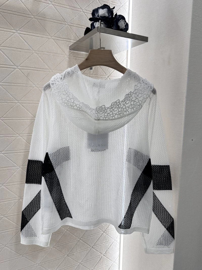 UrbanStyle Chanel Sweaters 109702