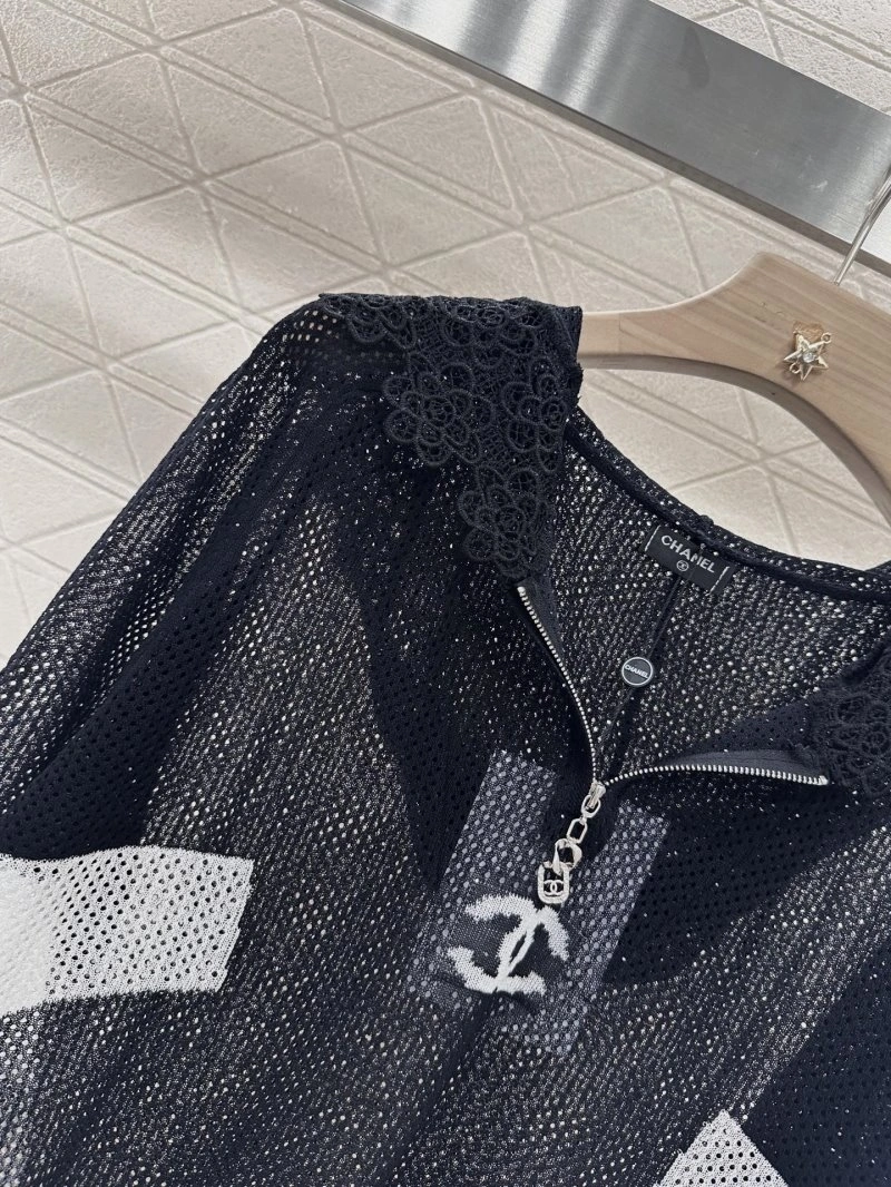 Vibrant Chanel Sweaters 109697