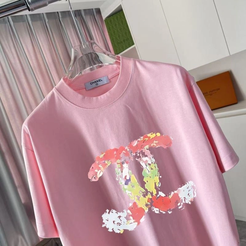 Cozy Chanel T-Shirts 111100