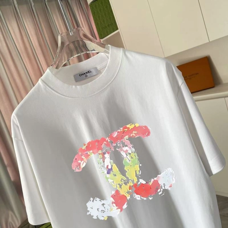 Cozy Chanel T-Shirts 111100