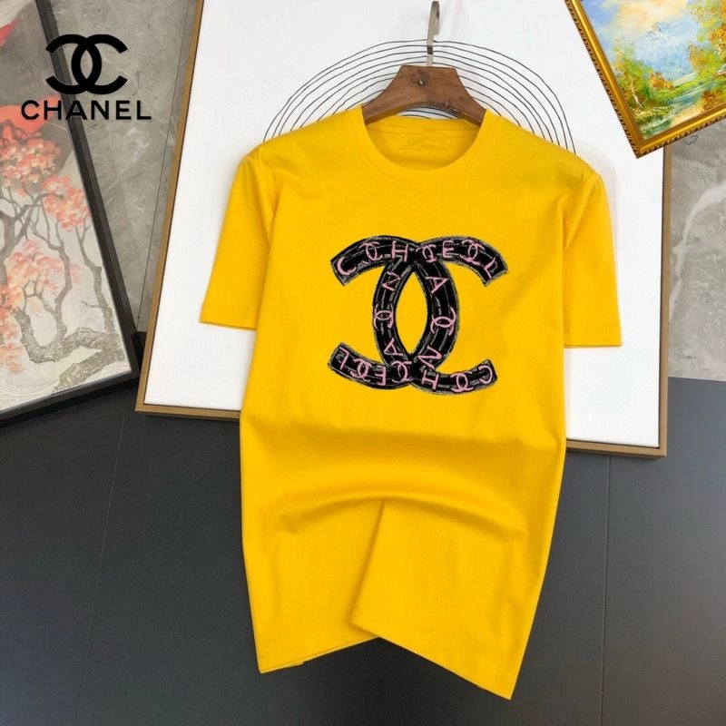 Contemporary Chanel T-Shirts 111521