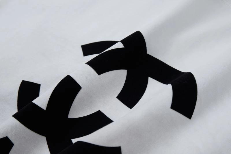 Comfortable Chanel T-Shirts 111391