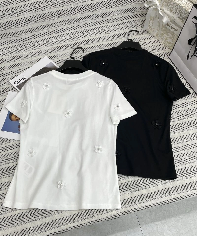 Chanel T-Shirts Seasonal 109343