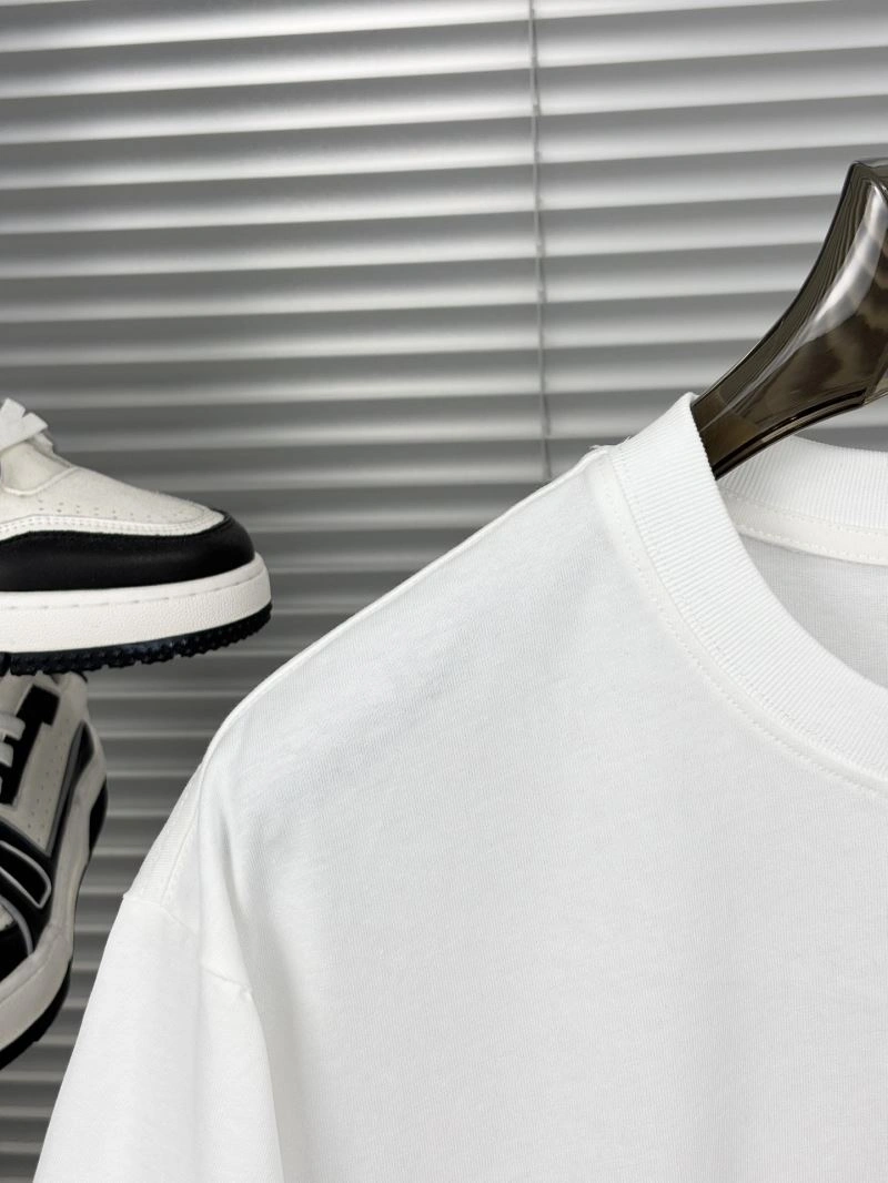 ModernLook Chanel T-Shirts 111375