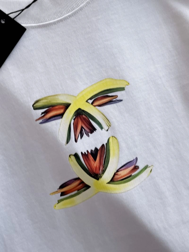 Chanel T-Shirts RelaxedFit 111366