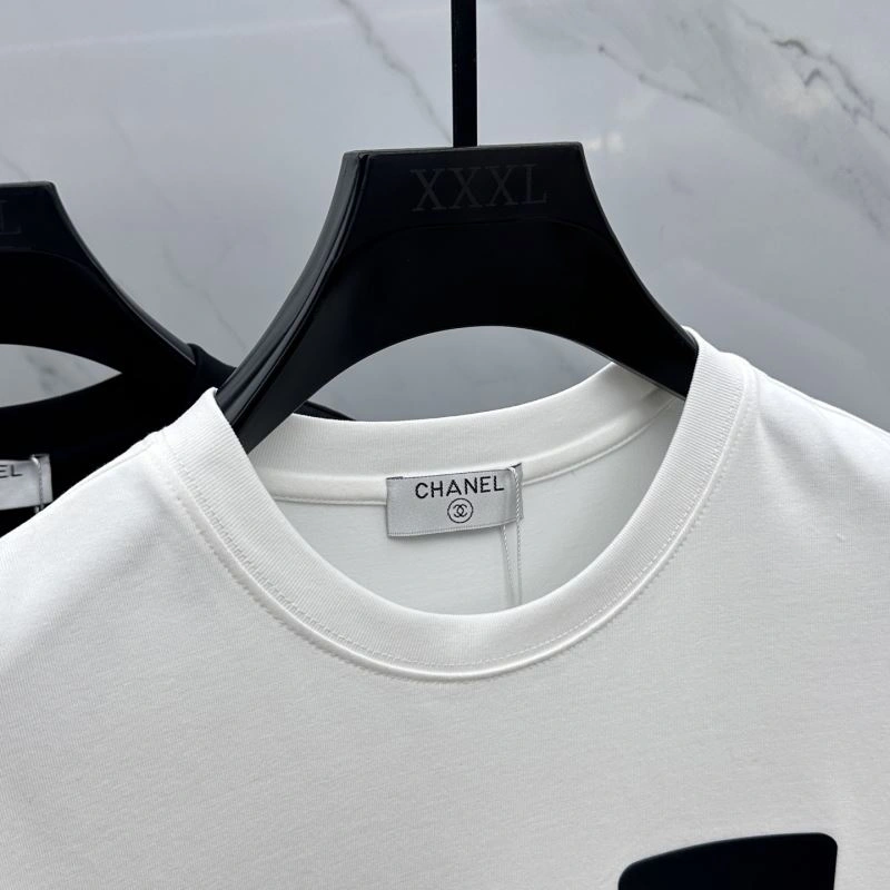 Cozy Chanel T-Shirts 111350