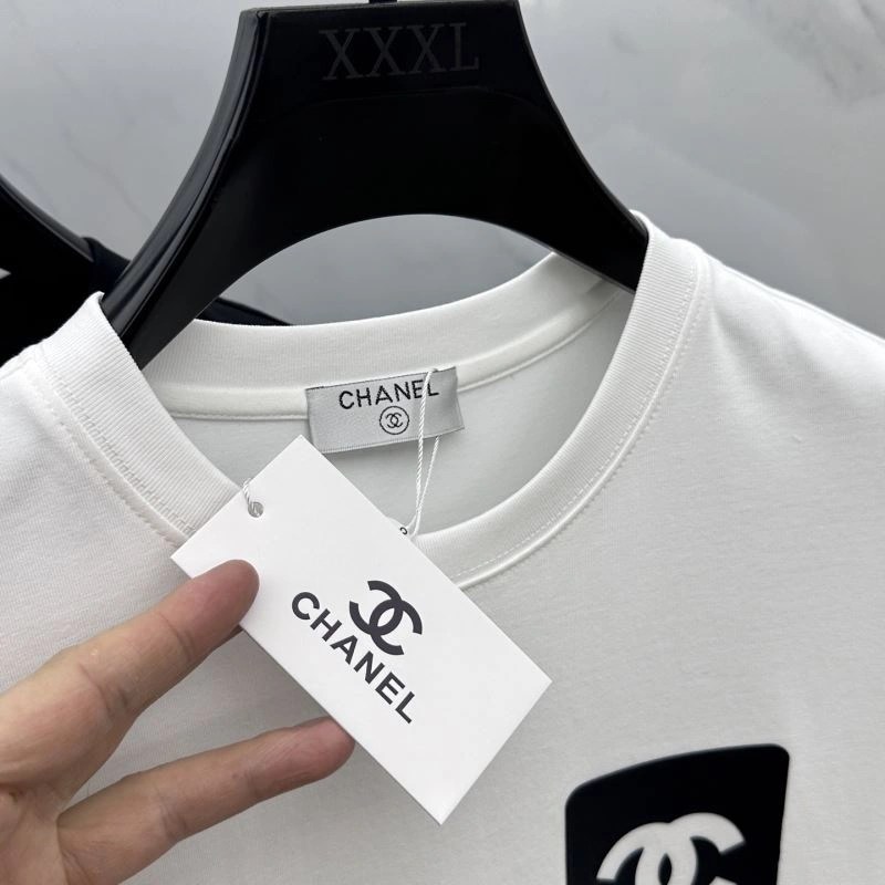 Cozy Chanel T-Shirts 111350