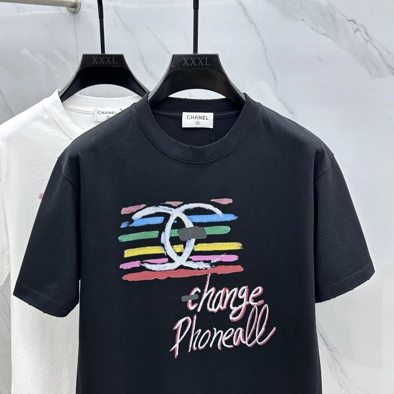 Effortless Chanel T-Shirts 111343