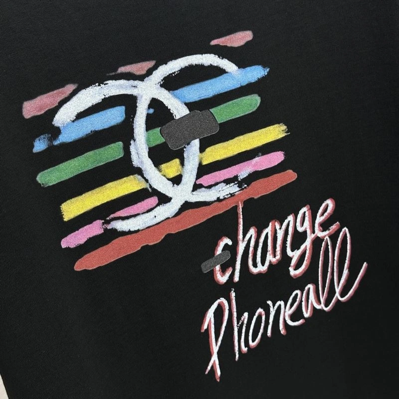 Effortless Chanel T-Shirts 111343