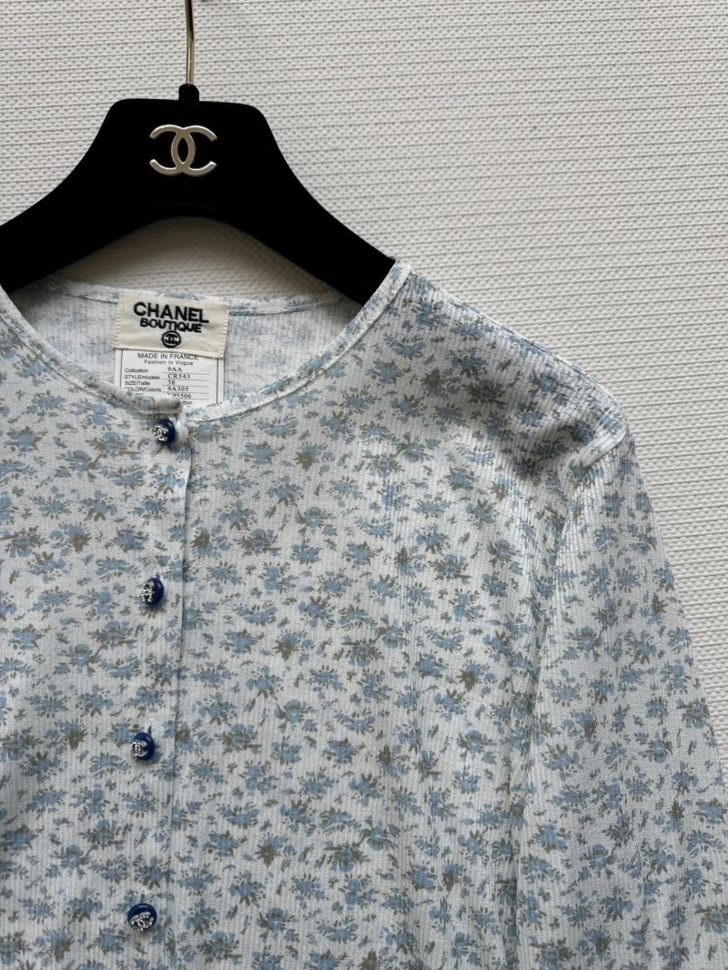 Packable Chanel T-Shirts 108769