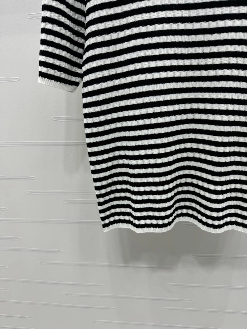 Chanel T-Shirts SmoothTexture 108741