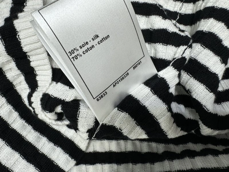 Chanel T-Shirts SmoothTexture 108741