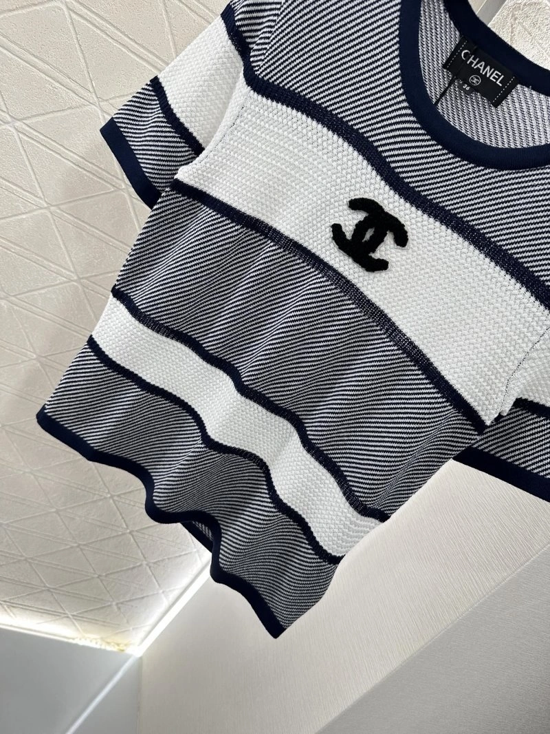 Efficient Chanel T-Shirts 108736