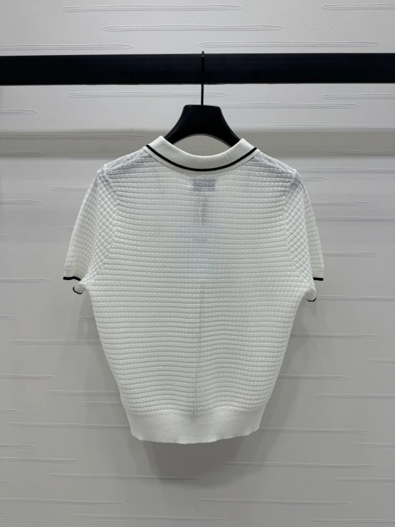 Packable Chanel T-Shirts 108708