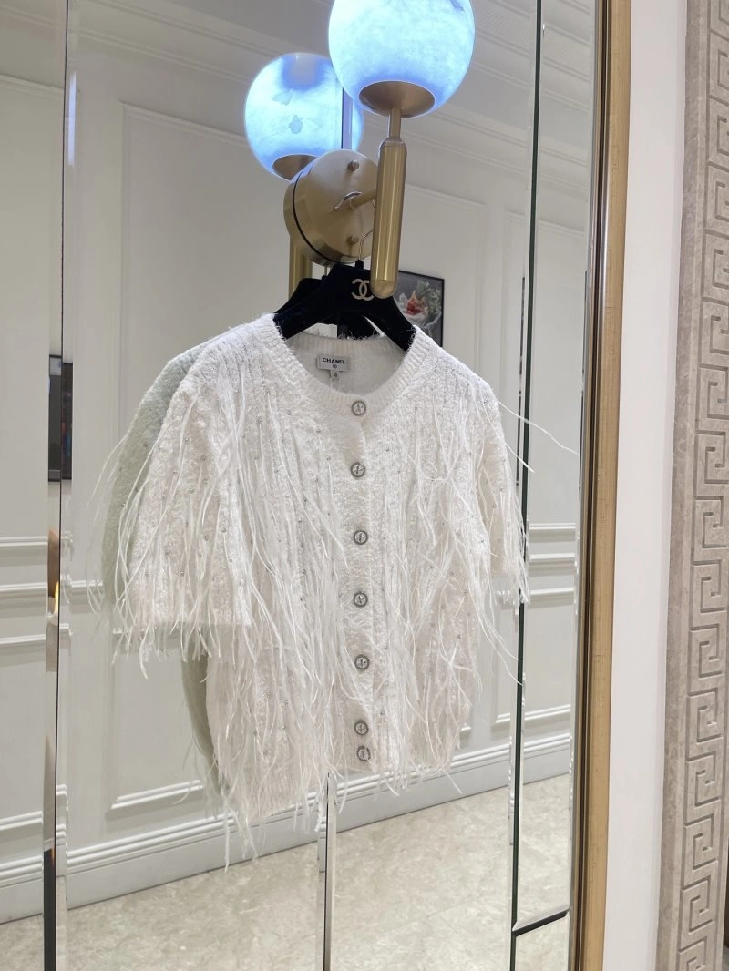 Sophisticated Chanel T-Shirts 108717