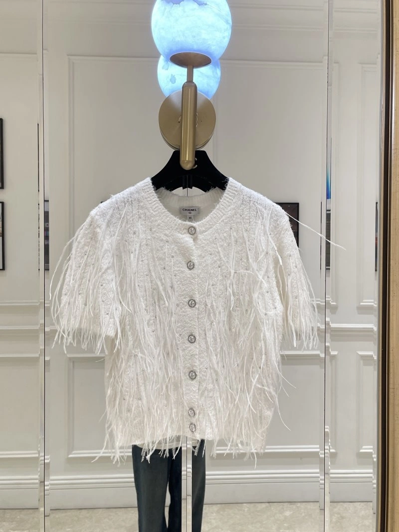 Sophisticated Chanel T-Shirts 108717