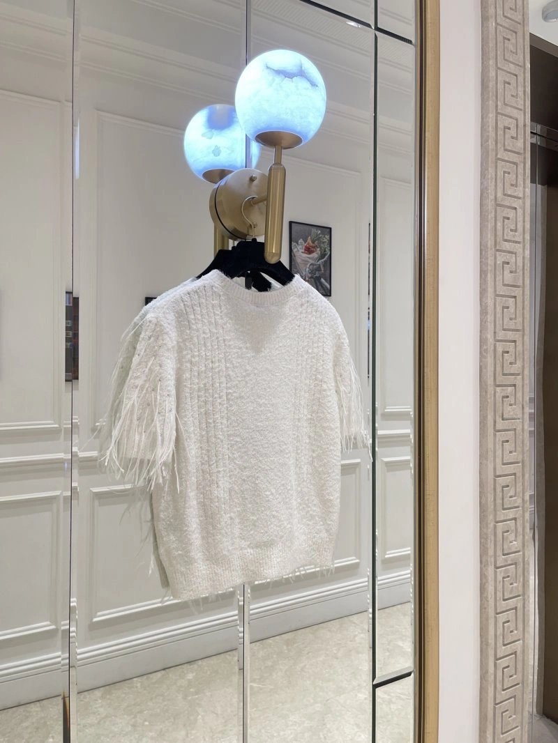 Sophisticated Chanel T-Shirts 108717