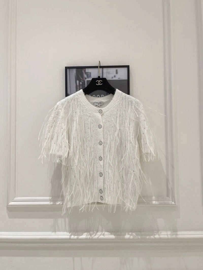 Sophisticated Chanel T-Shirts 108717