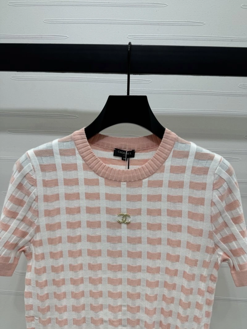 Chanel T-Shirts Timeless 108712