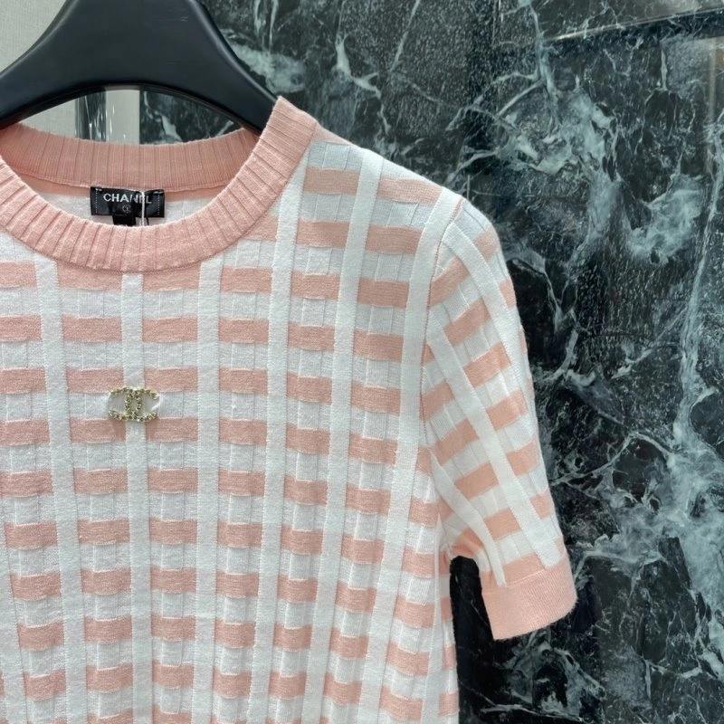 Chanel T-Shirts Timeless 108703