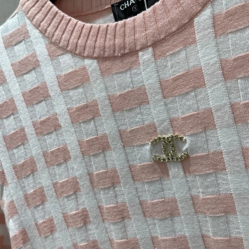 Chanel T-Shirts Timeless 108703