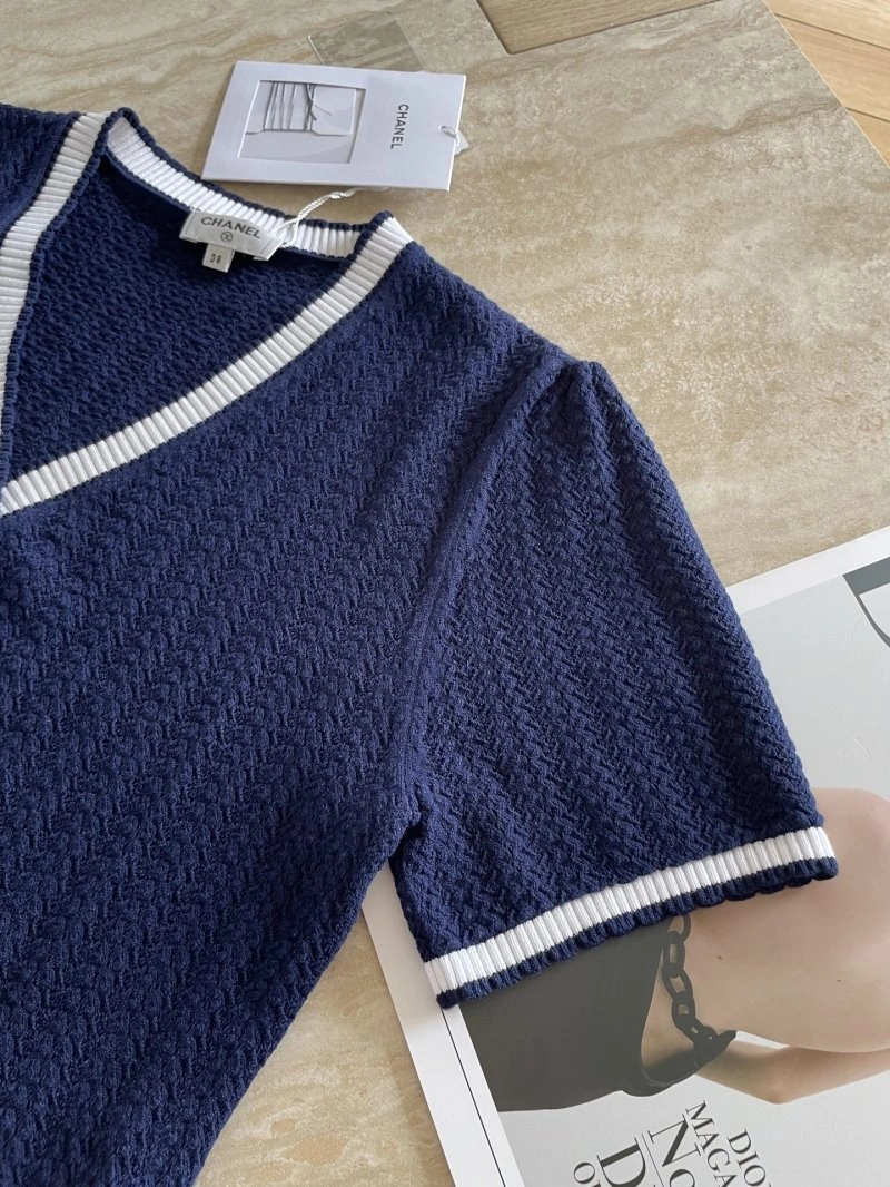 Chanel T-Shirts TimelessDesign 108694