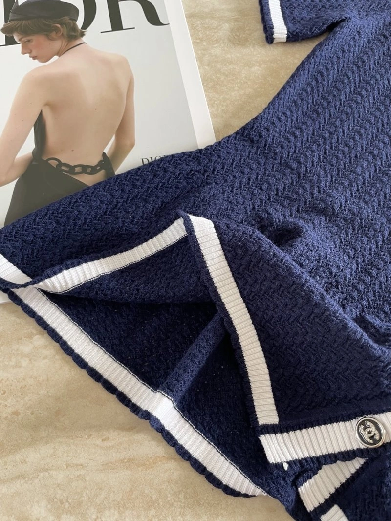 Chanel T-Shirts TimelessDesign 108694