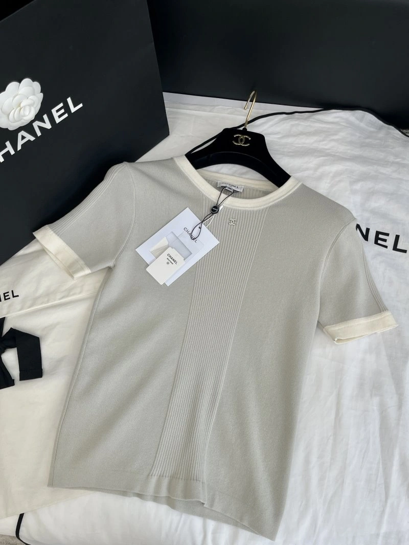 Affordable Chanel T-Shirts 108670