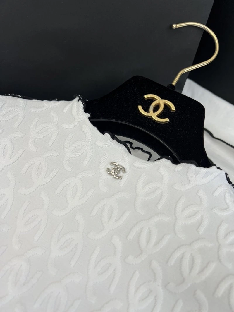 Chanel T-Shirts DailyWear 108671