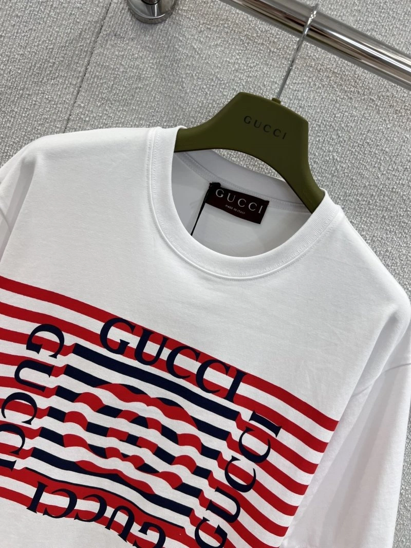 Chanel T-Shirts GoodFit 108685