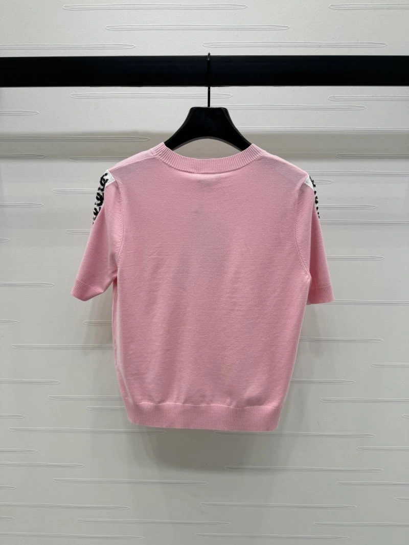 UrbanStyle Chanel T-Shirts 108665