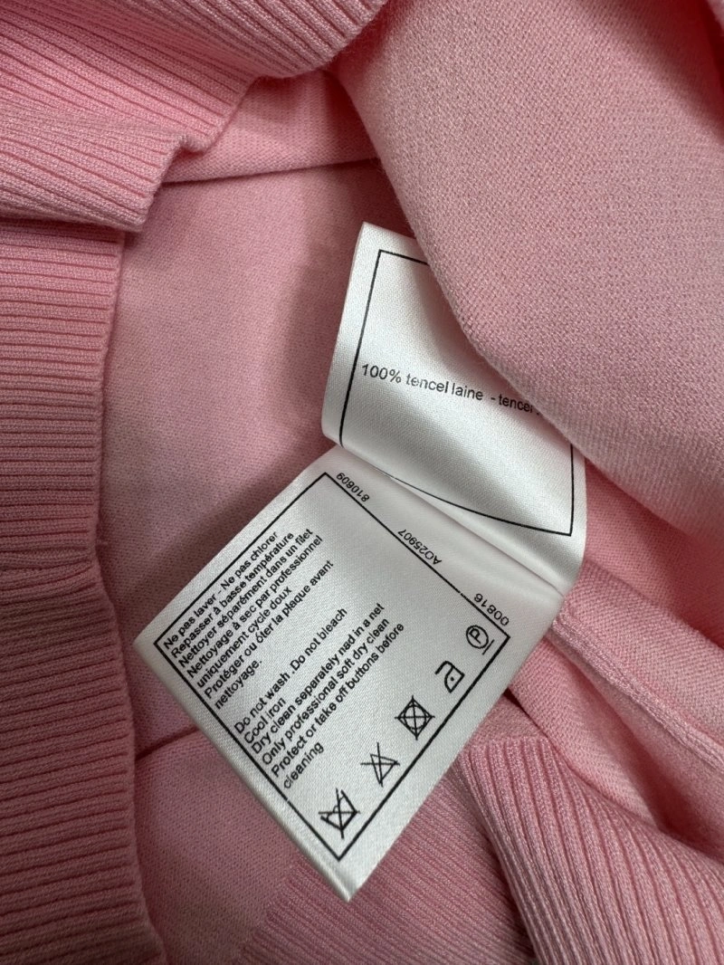 UrbanStyle Chanel T-Shirts 108665