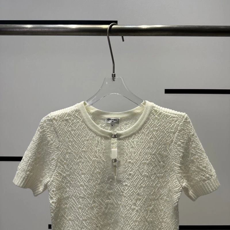 RelaxedFit Chanel T-Shirts 108675