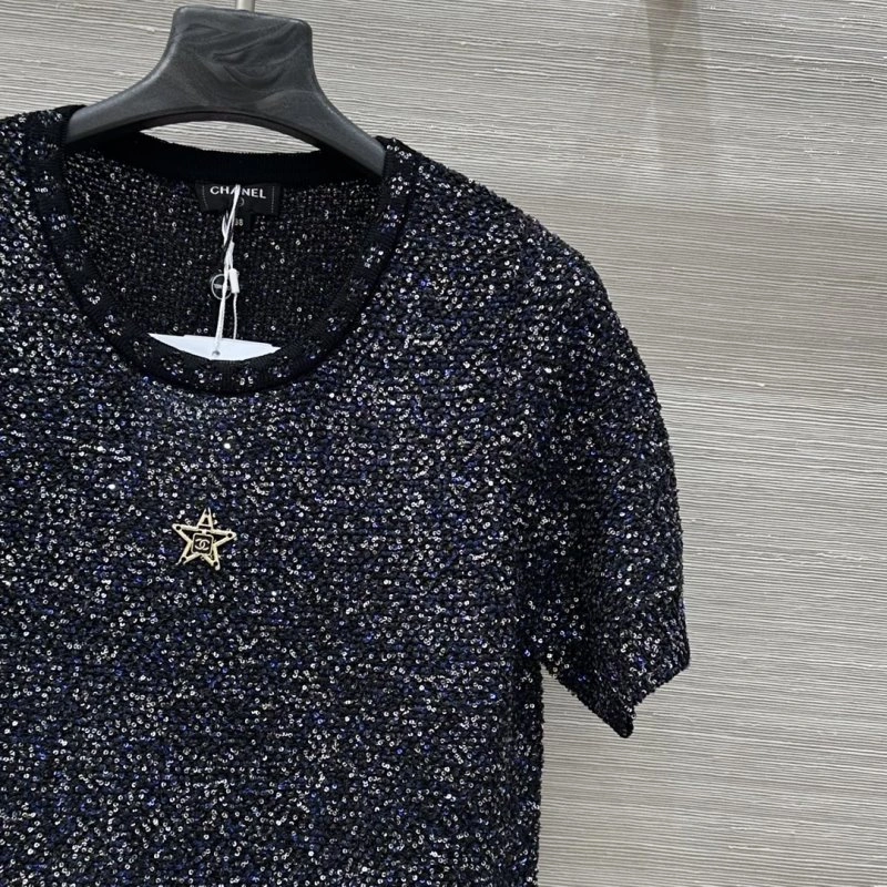 Minimalist Chanel T-Shirts 108687