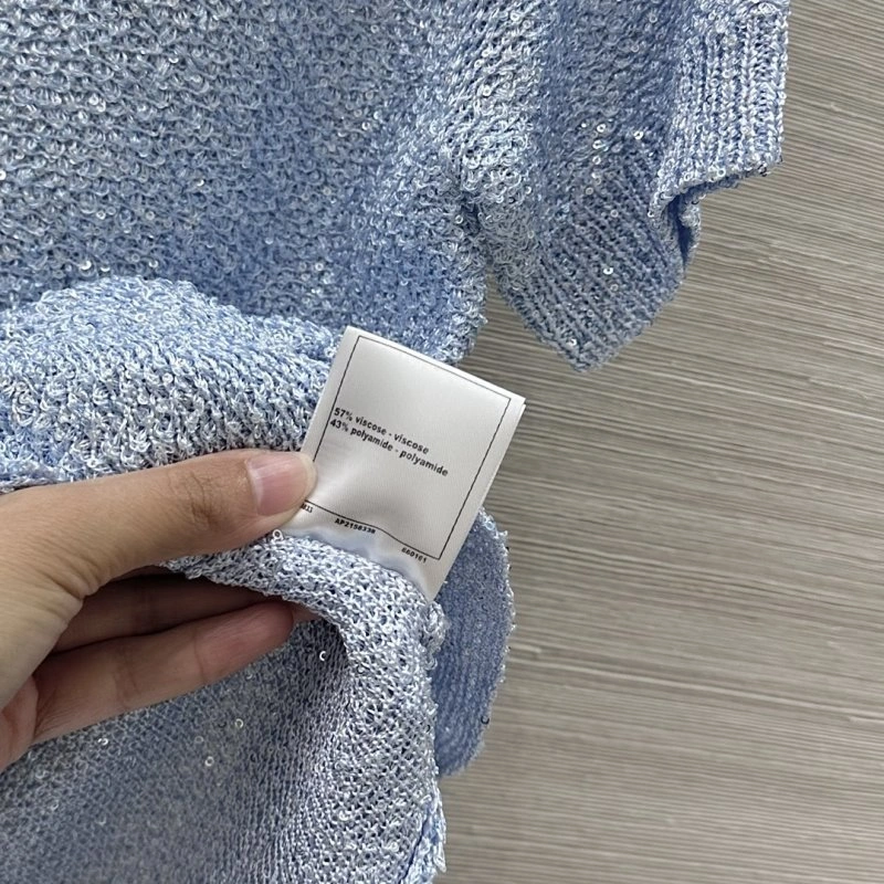 Comfortable Chanel T-Shirts 108668