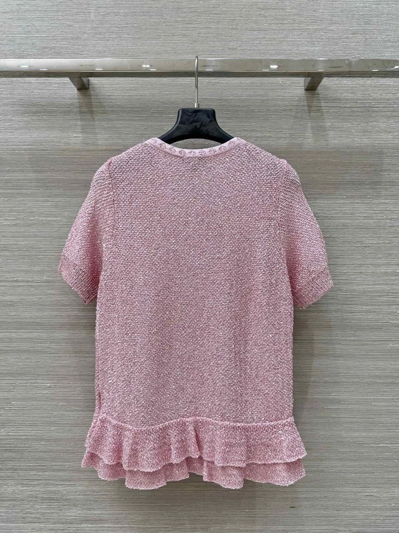 Effortless Chanel T-Shirts 108662
