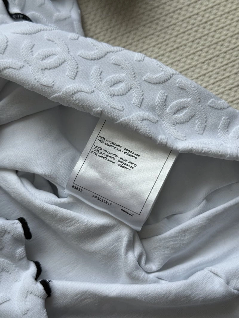 Colorful Chanel T-Shirts 108657