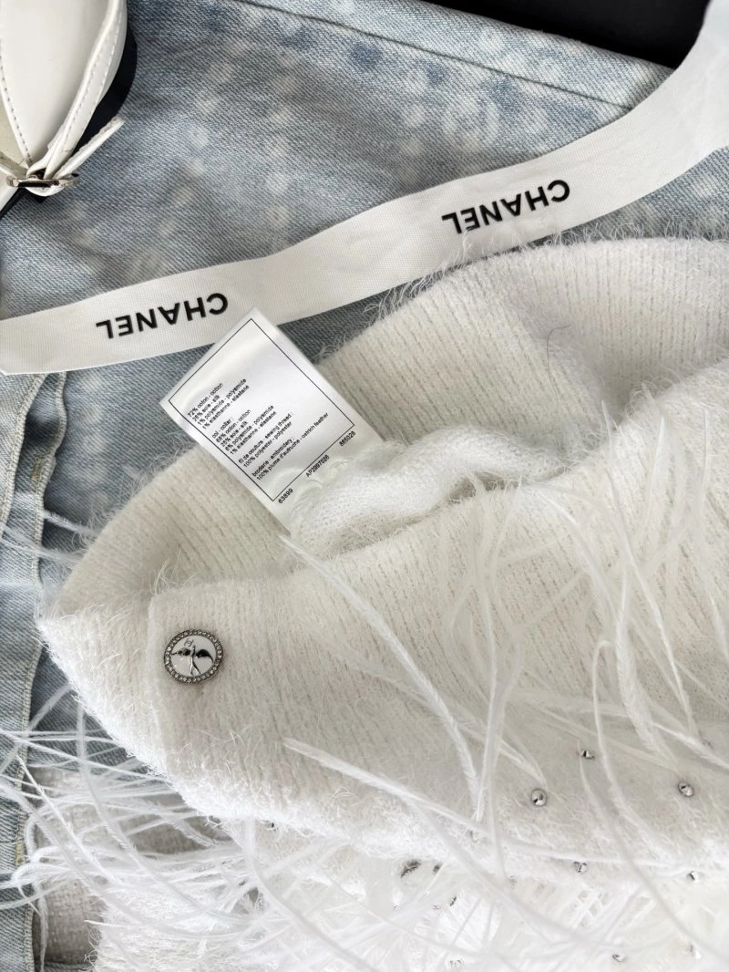 Stretchable Chanel T-Shirts 108655