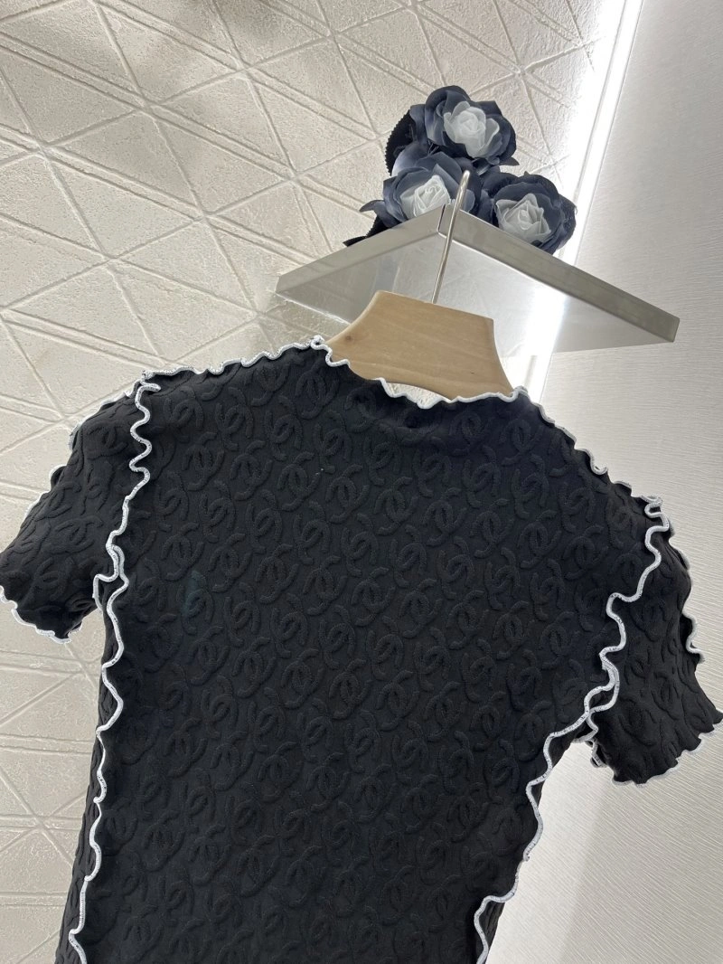 Chanel T-Shirts Bold 108649