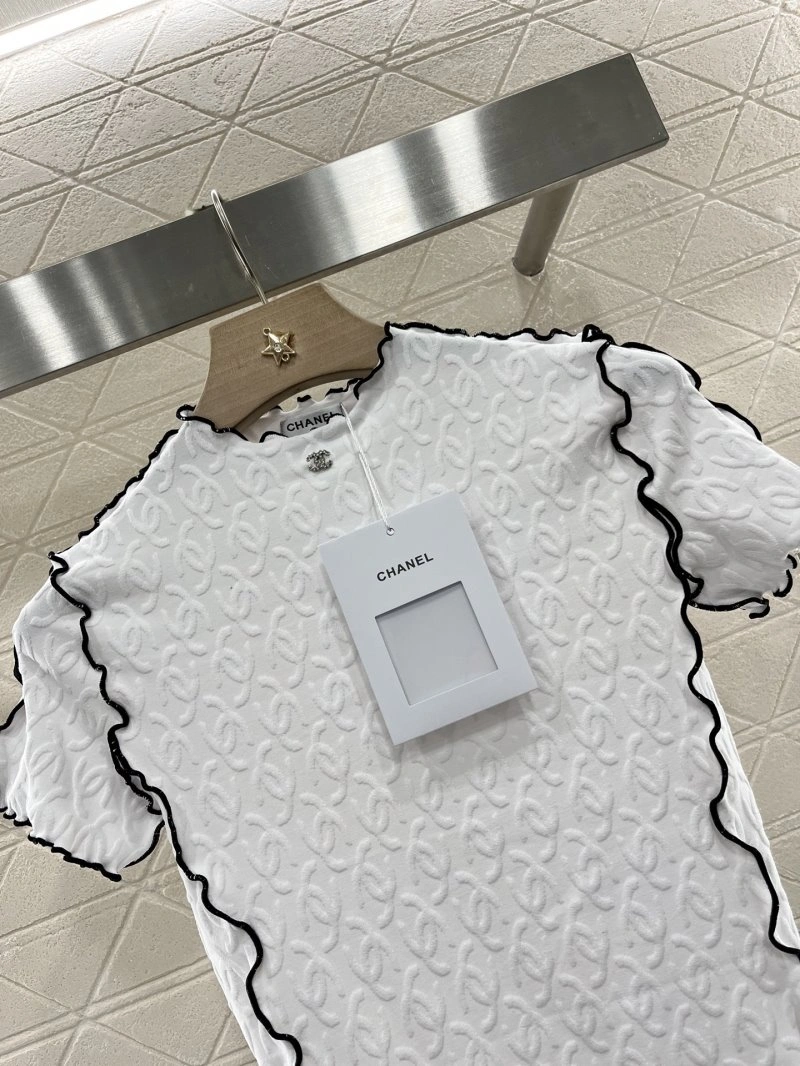 Original Chanel T-Shirts 108643